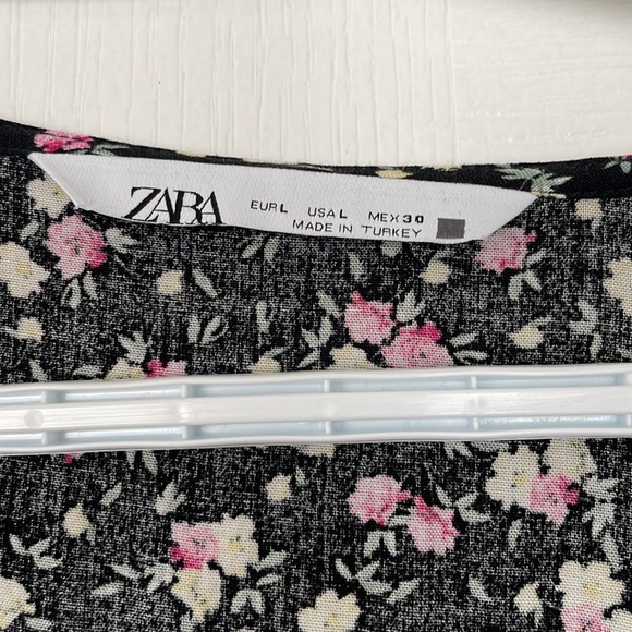 Floral dress with collar - Picture 3 of 6